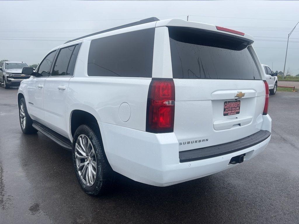 Chevrolet Suburban  2019