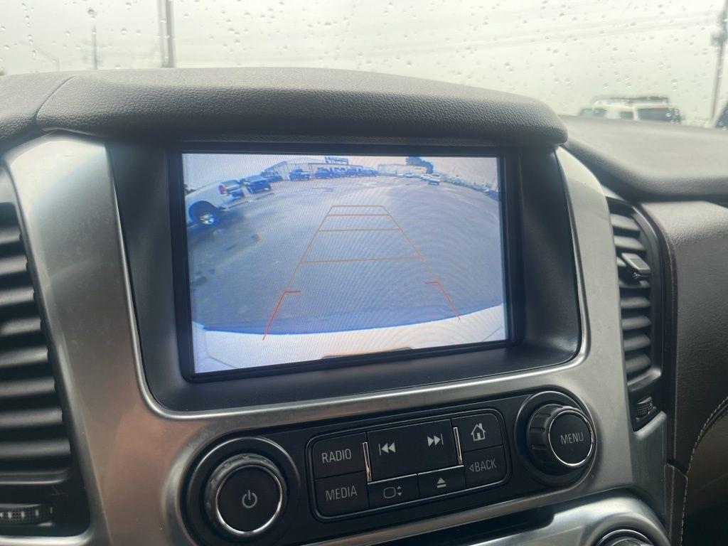 Chevrolet Suburban  2019