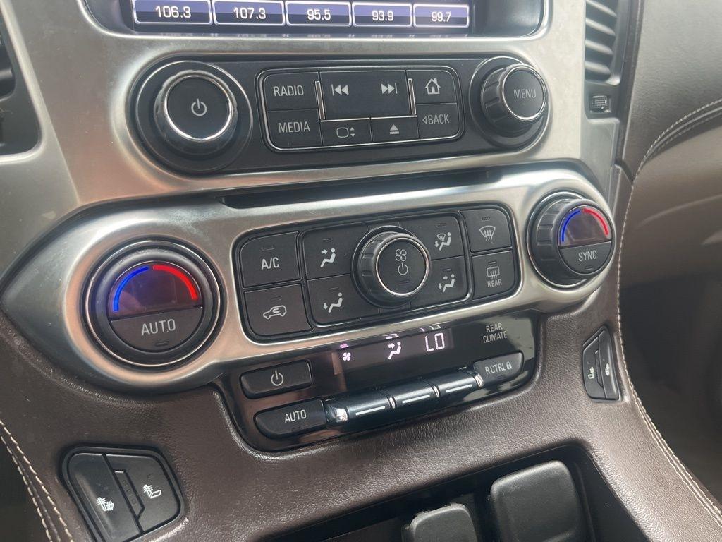 Chevrolet Suburban  2019