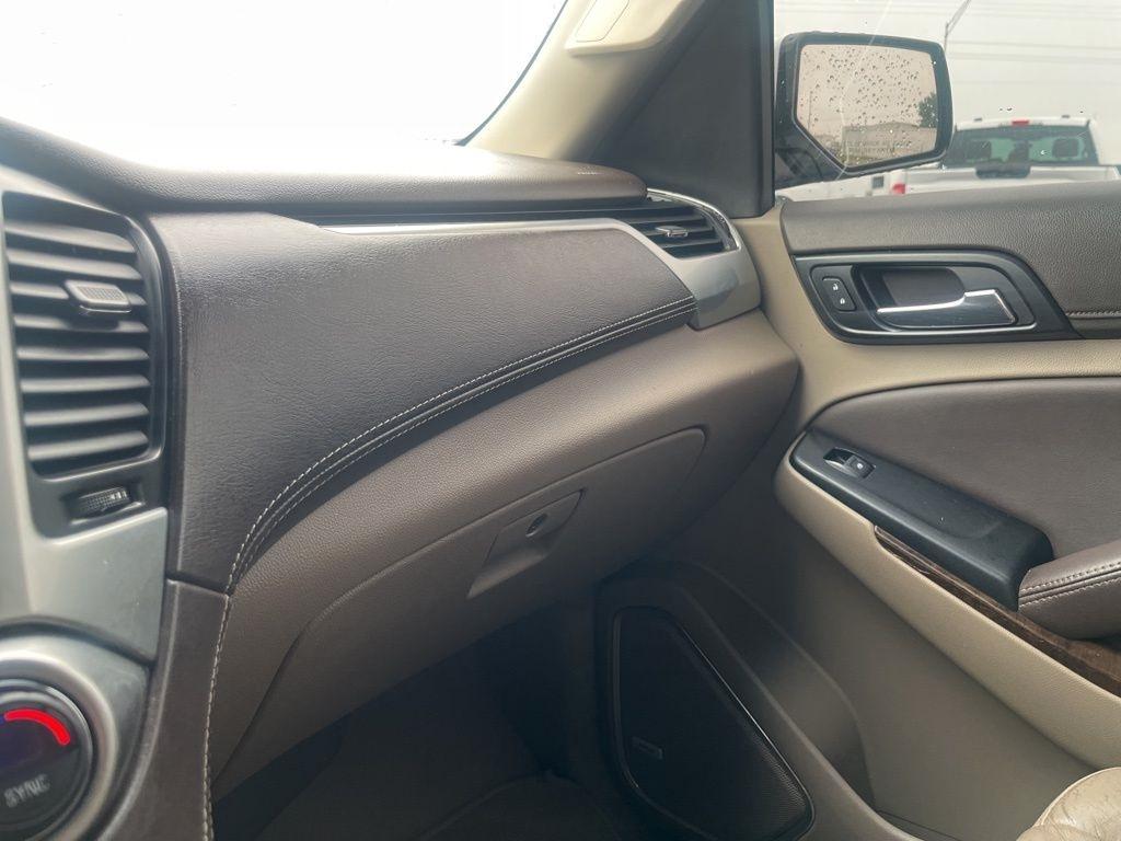 Chevrolet Suburban  2019