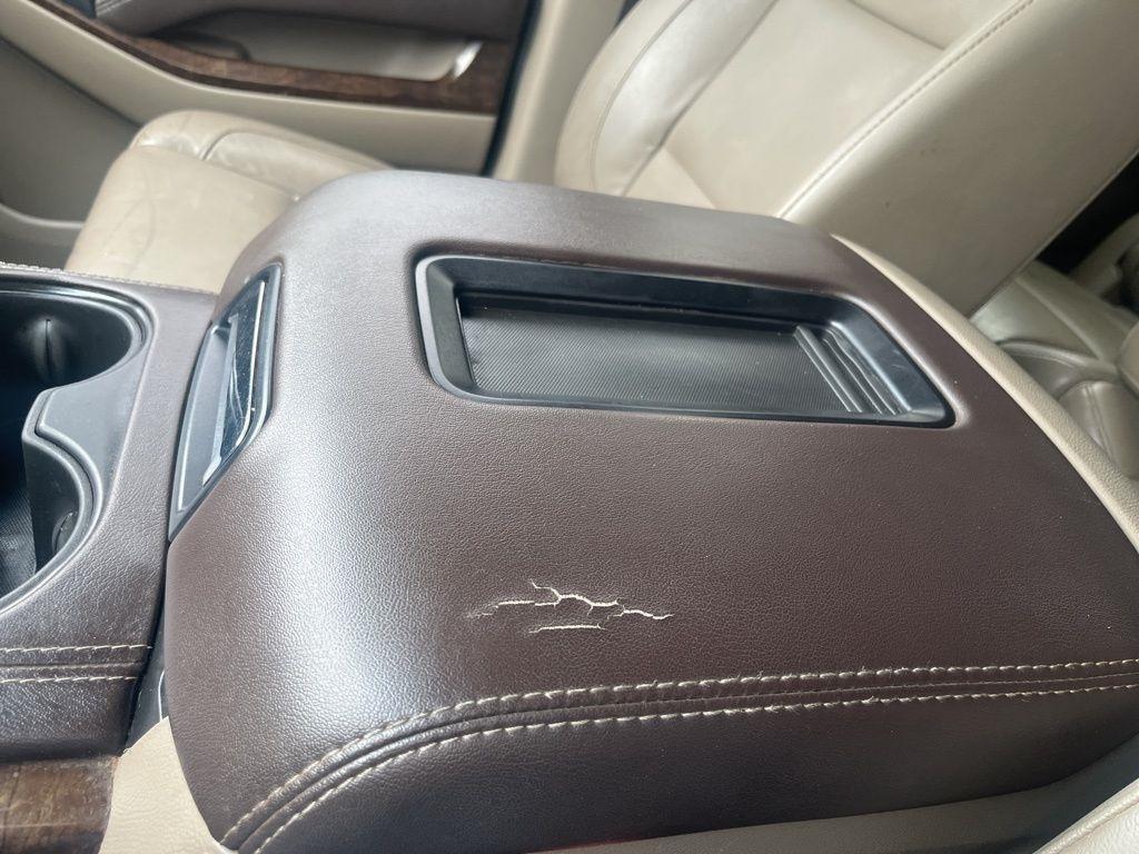 Chevrolet Suburban  2019