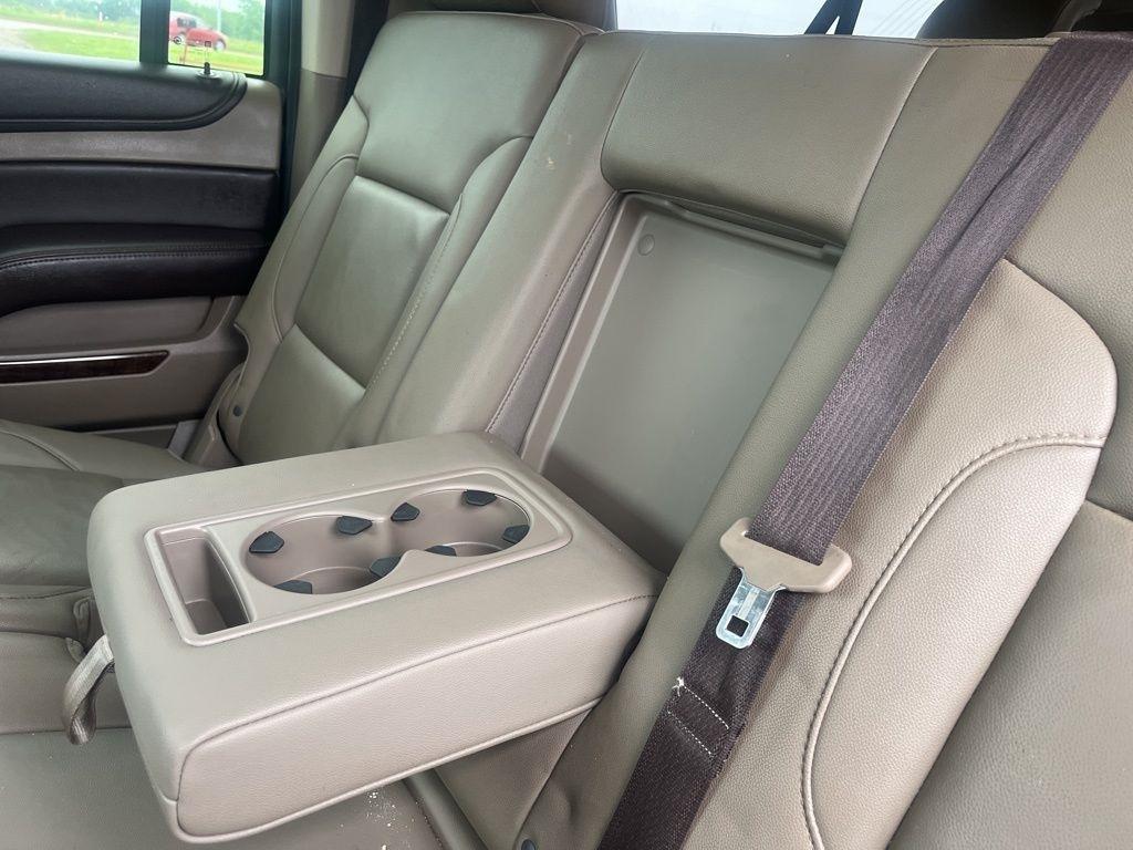 Chevrolet Suburban  2019