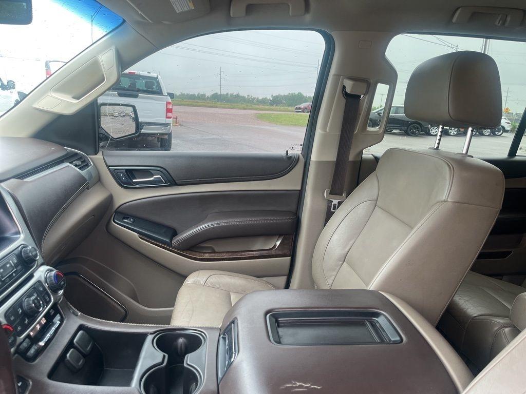 Chevrolet Suburban  2019