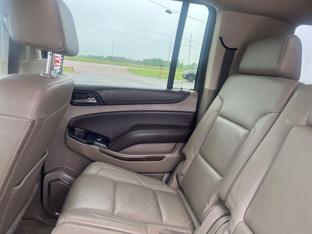 Chevrolet Suburban  2019