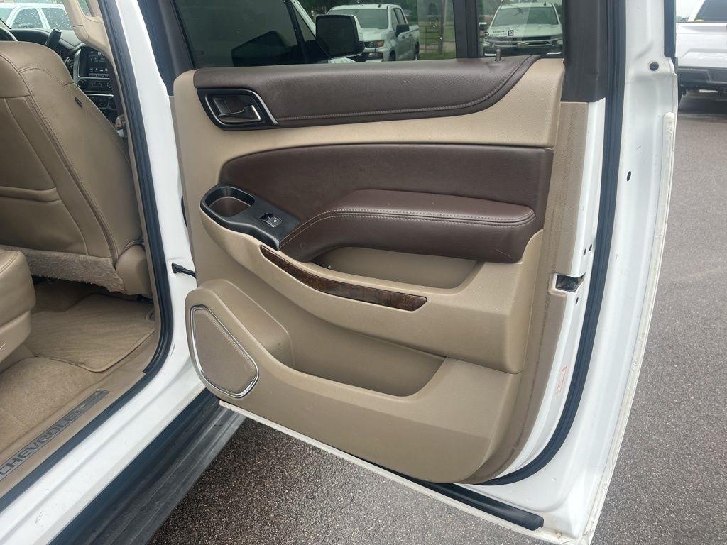 Chevrolet Suburban  2019