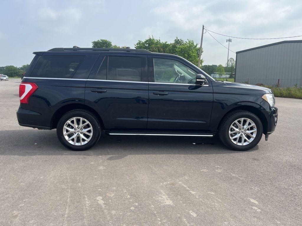 Ford Expedition  2021