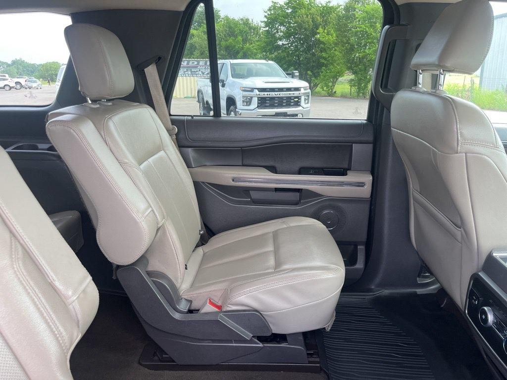 Ford Expedition  2021