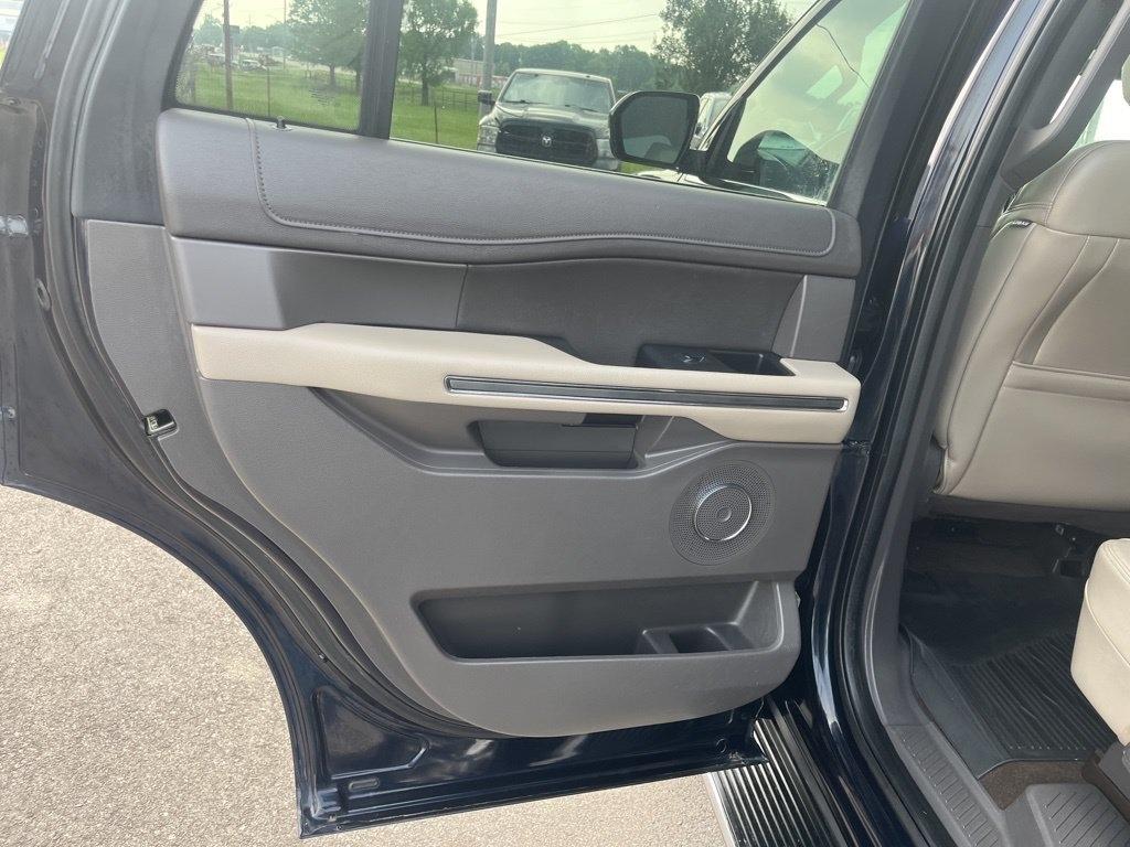 Ford Expedition  2021