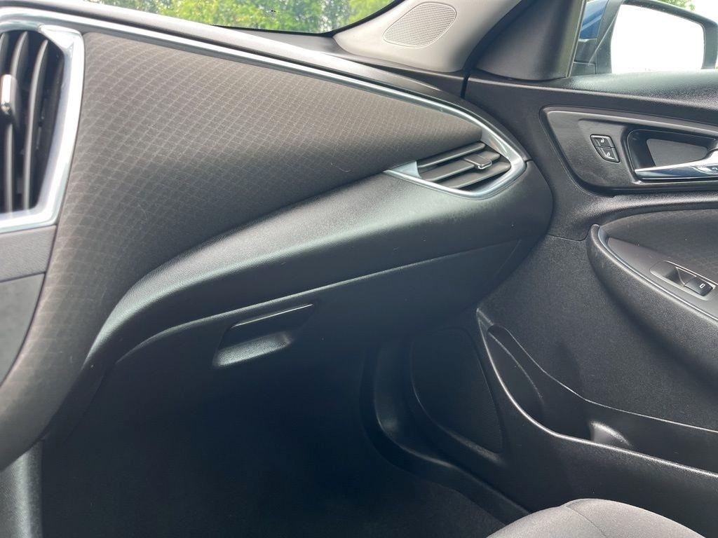 Chevrolet Malibu  2020