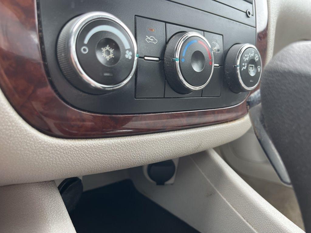 Chevrolet Impala  2011