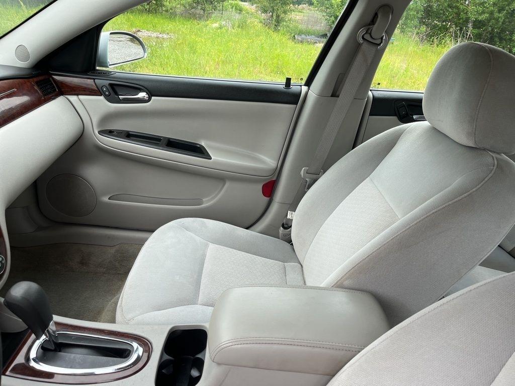 Chevrolet Impala  2011