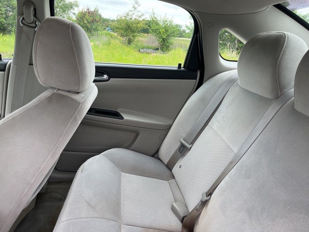 Chevrolet Impala  2011