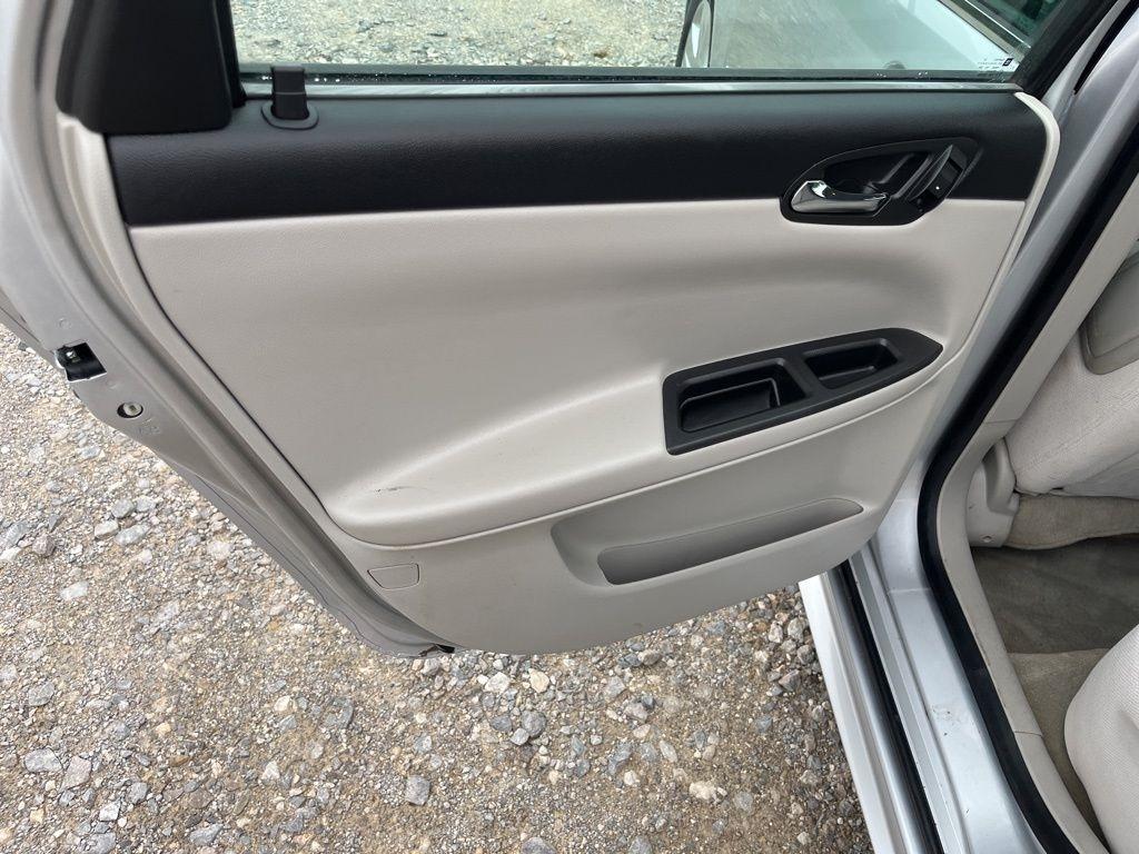 Chevrolet Impala  2011