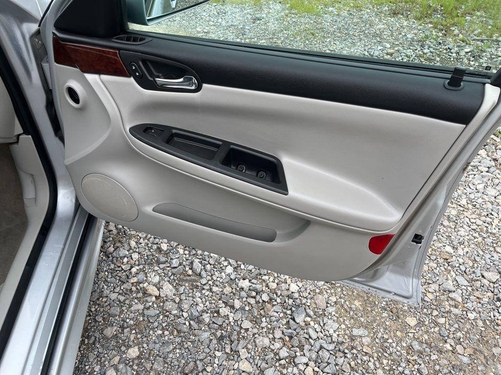 Chevrolet Impala  2011