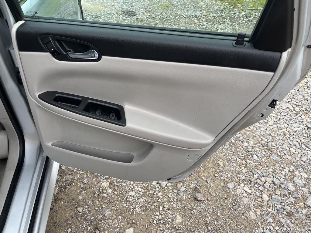 Chevrolet Impala  2011