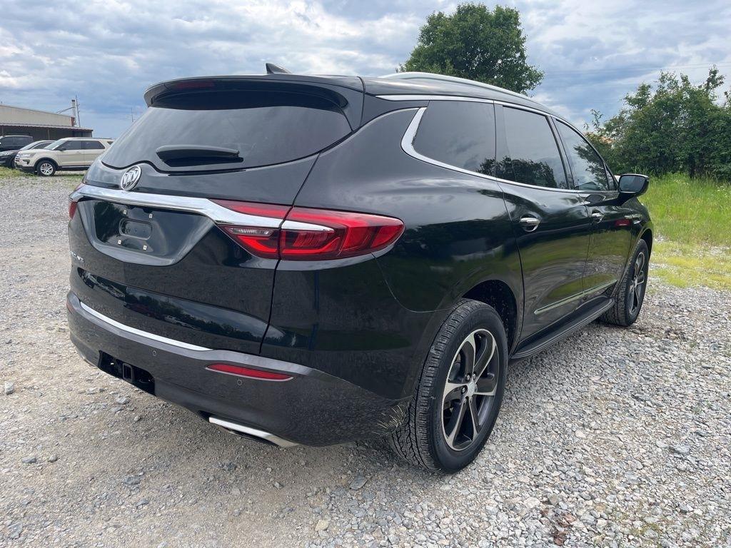 Buick Enclave  2020