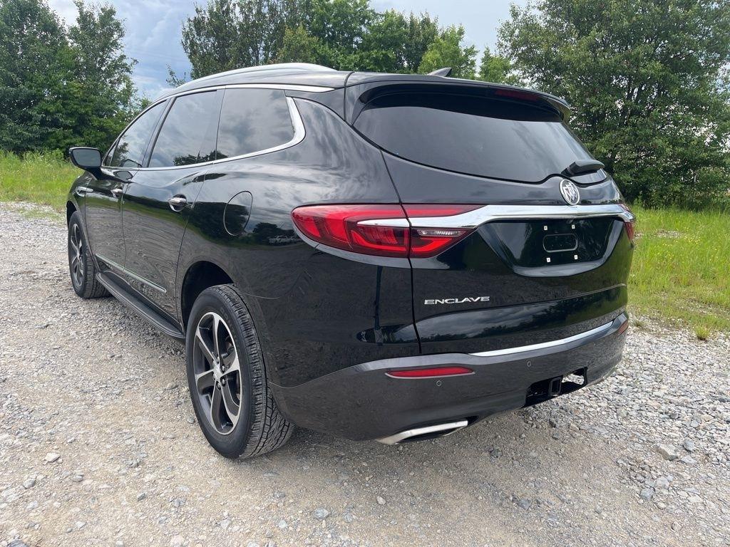 Buick Enclave  2020