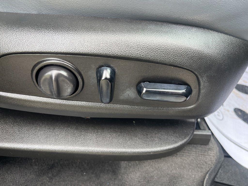 Buick Enclave  2020