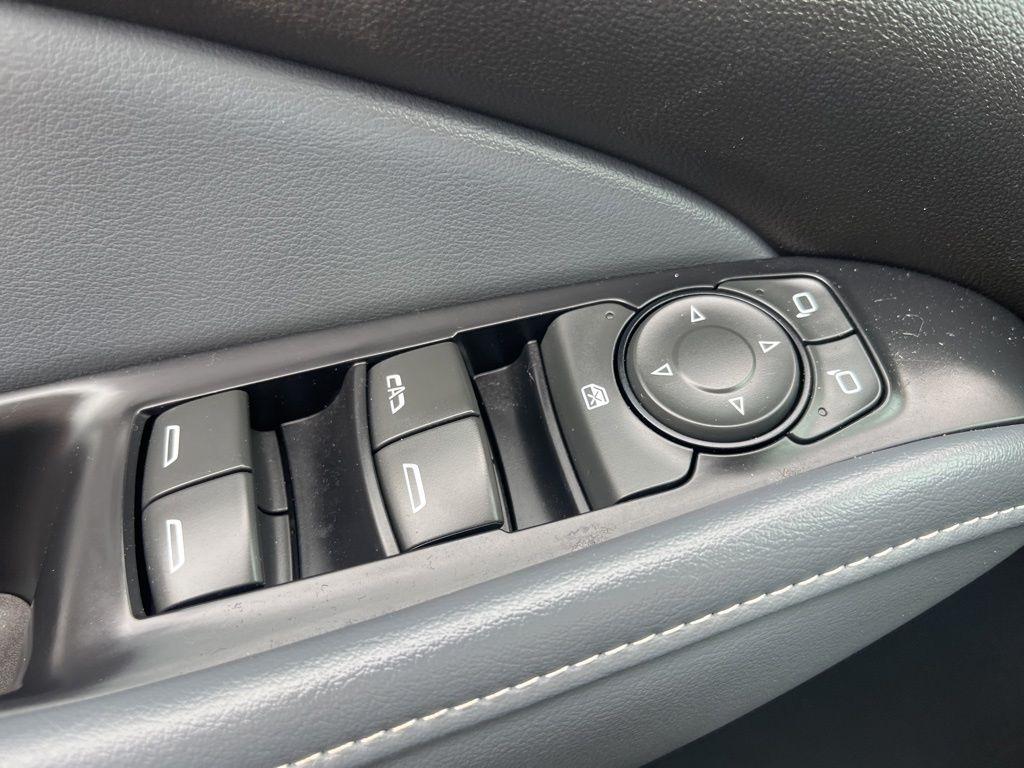 Buick Enclave  2020