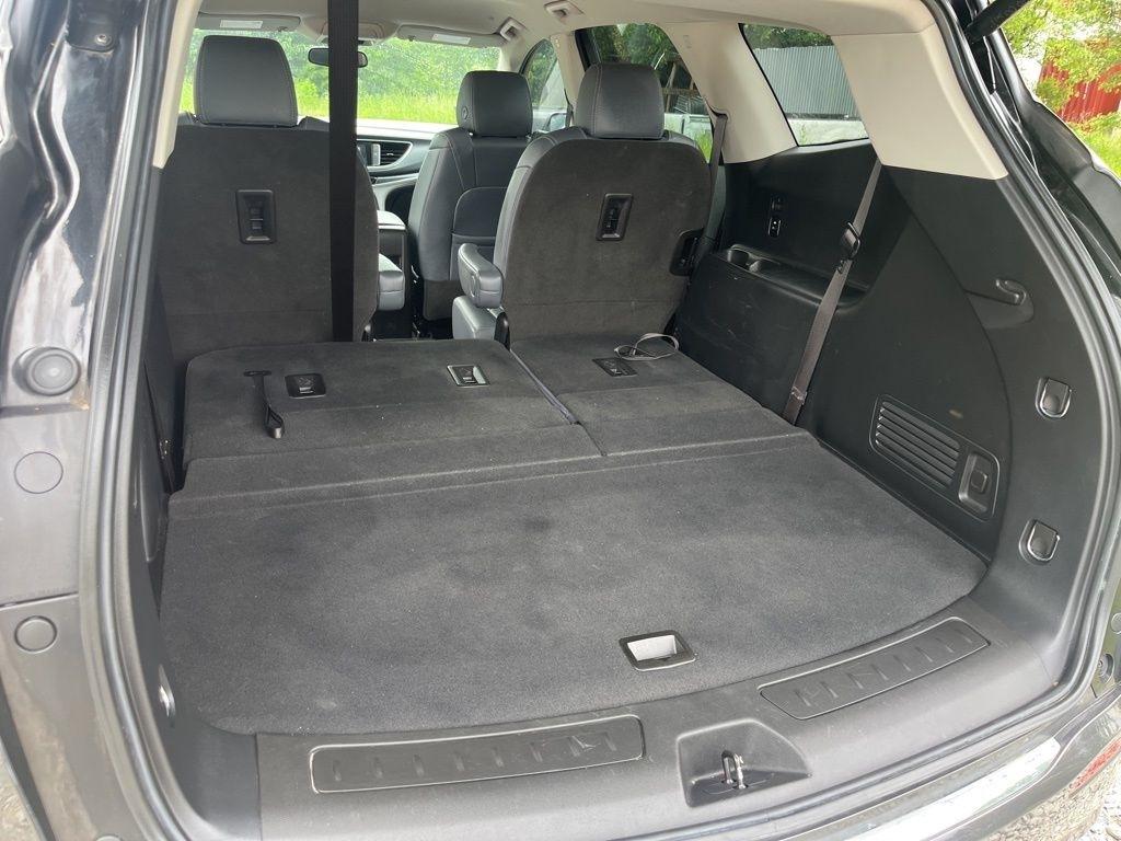 Buick Enclave  2020