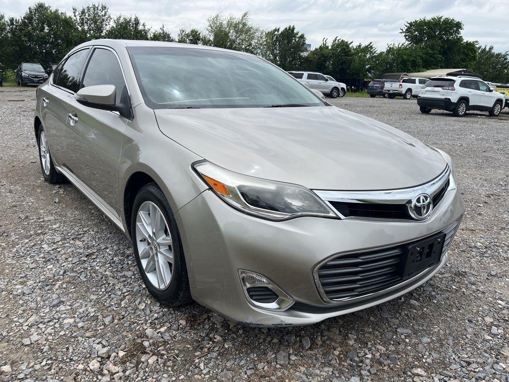 Toyota Avalon  2014