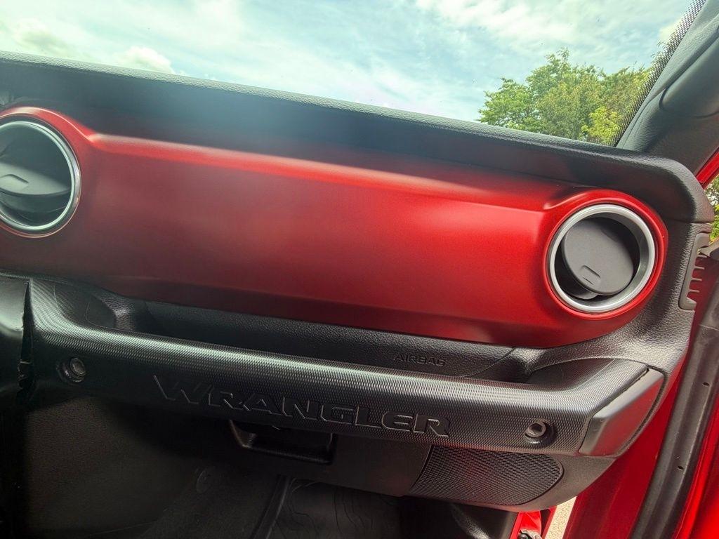 Jeep Wrangler  2018