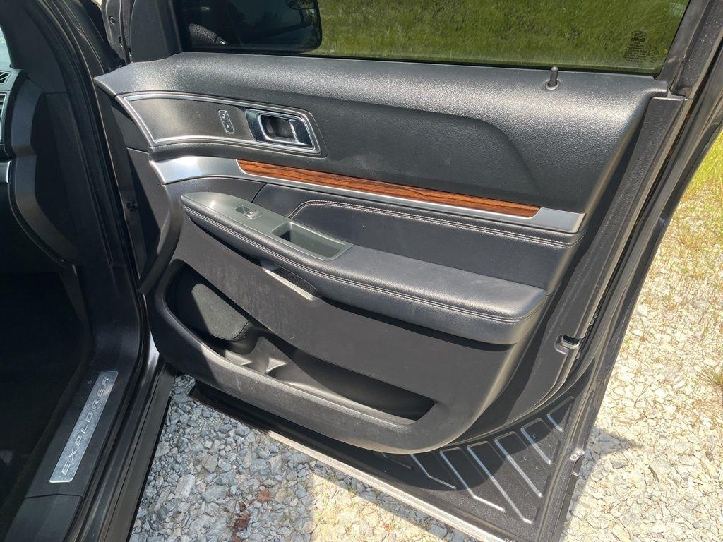 Ford Explorer  2018