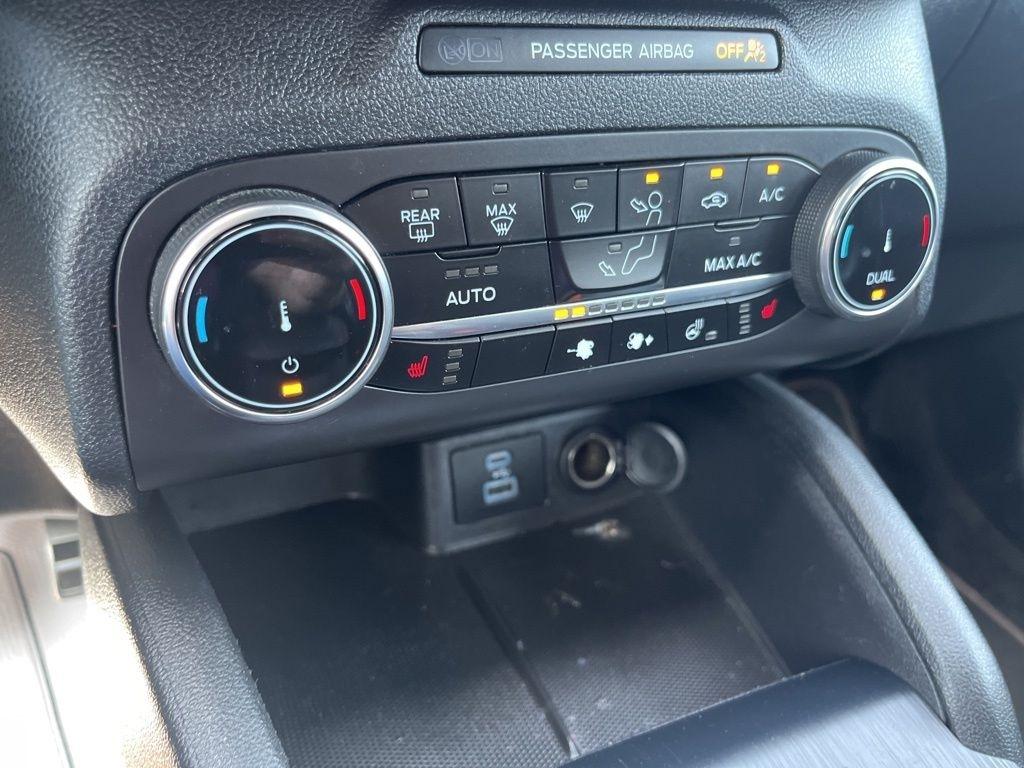 Ford Escape  2023