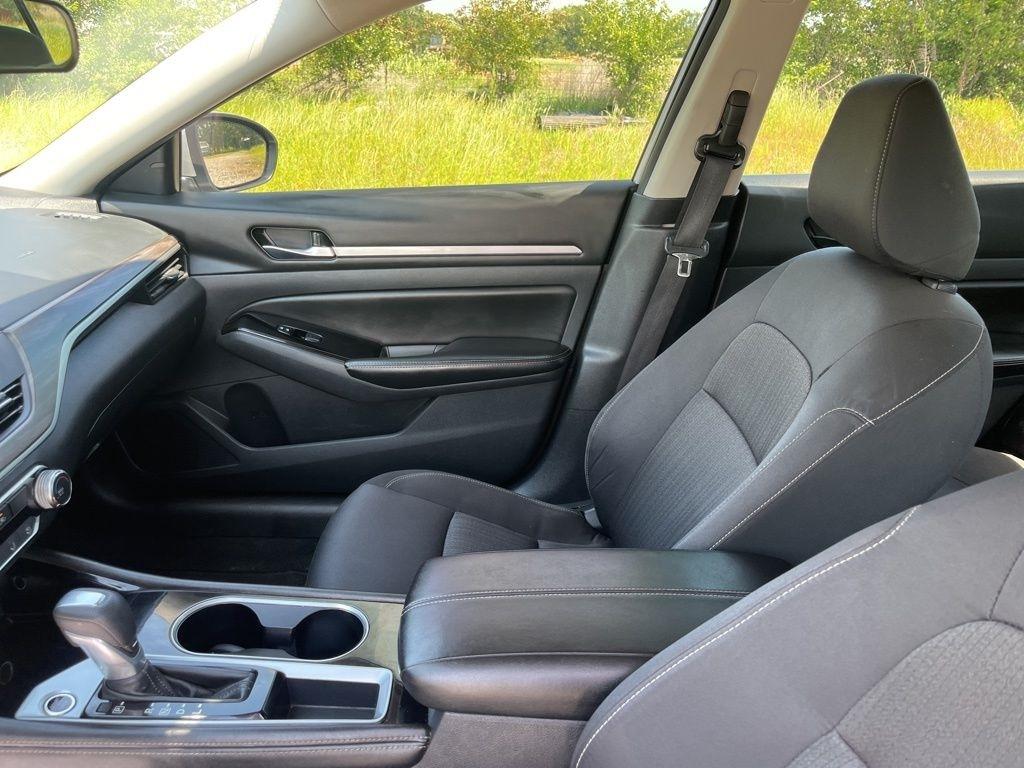 Nissan Altima  2023