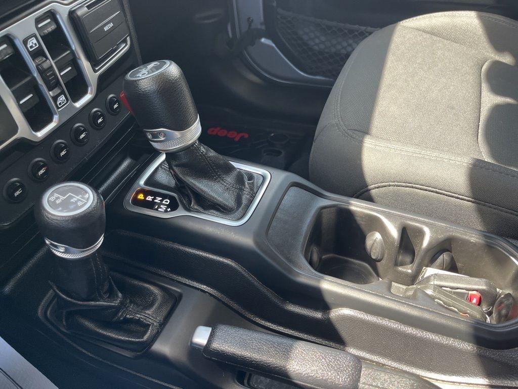 Jeep Wrangler  2019