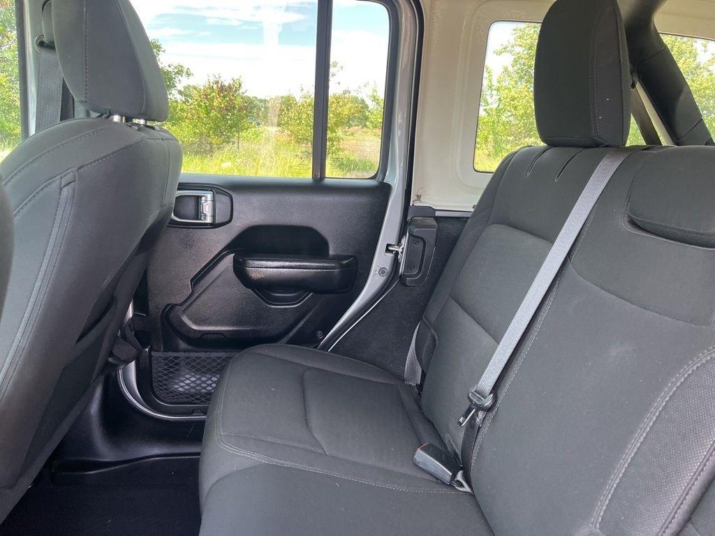 Jeep Wrangler  2019