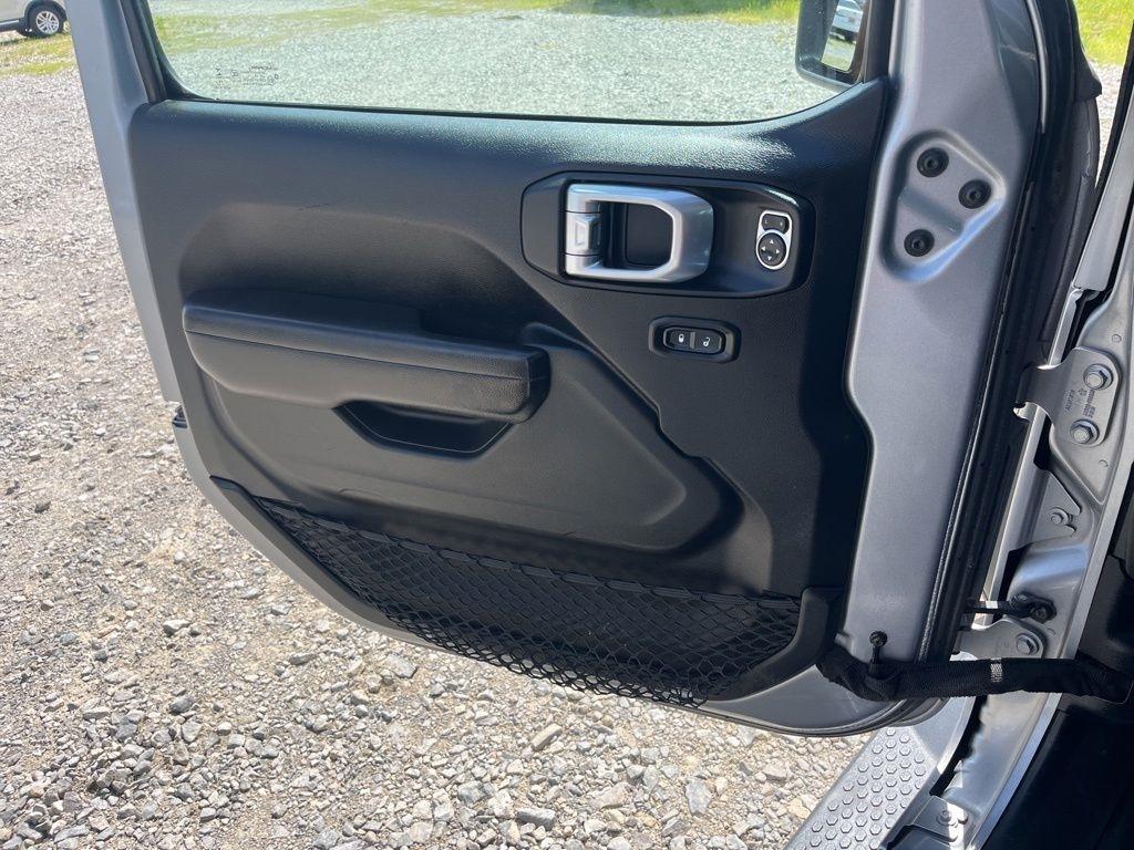 Jeep Wrangler  2019
