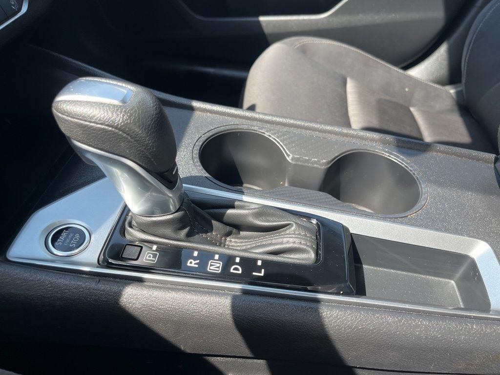Nissan Altima  2024