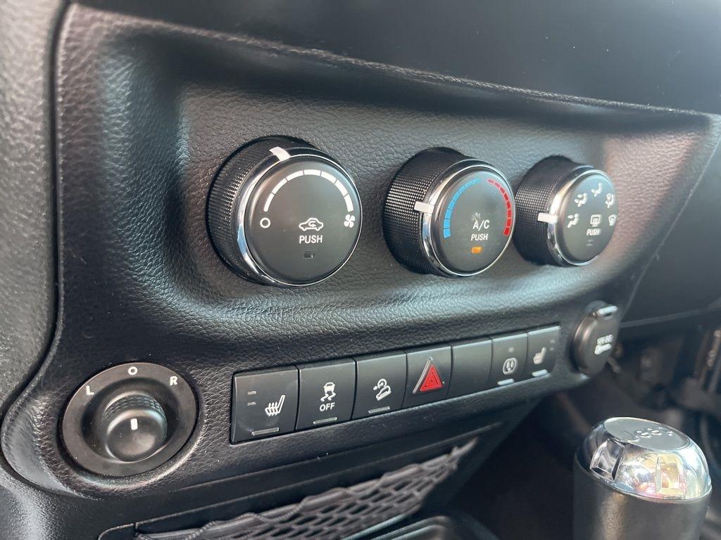 Jeep Wrangler  2013