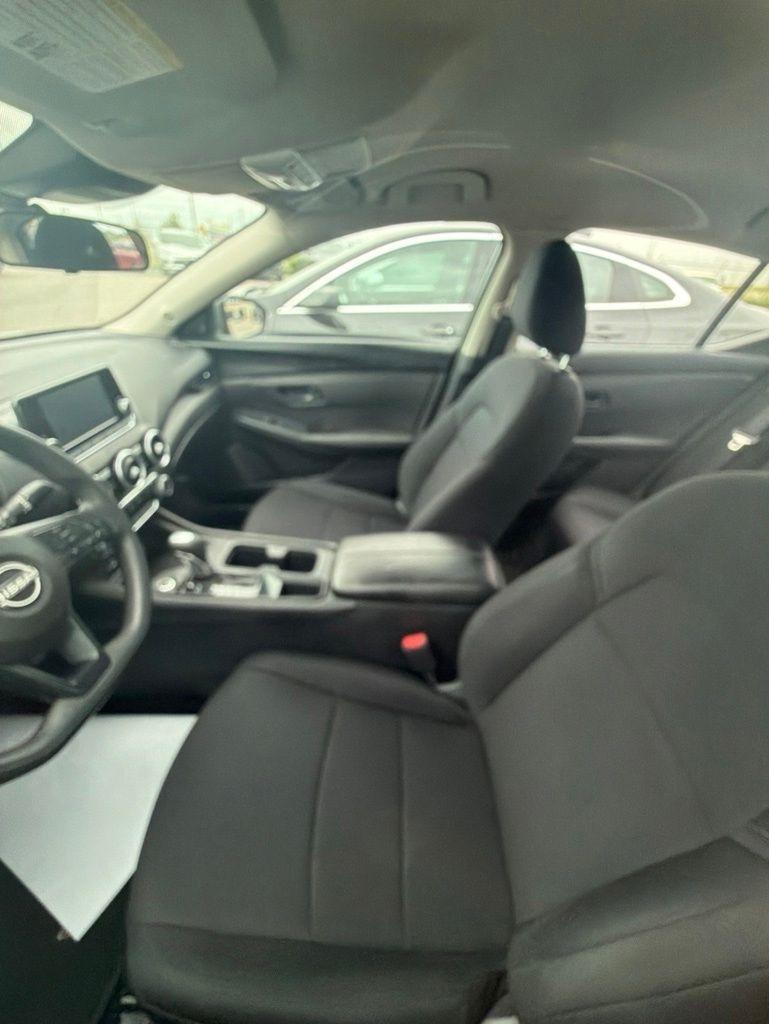 Nissan Sentra  2024