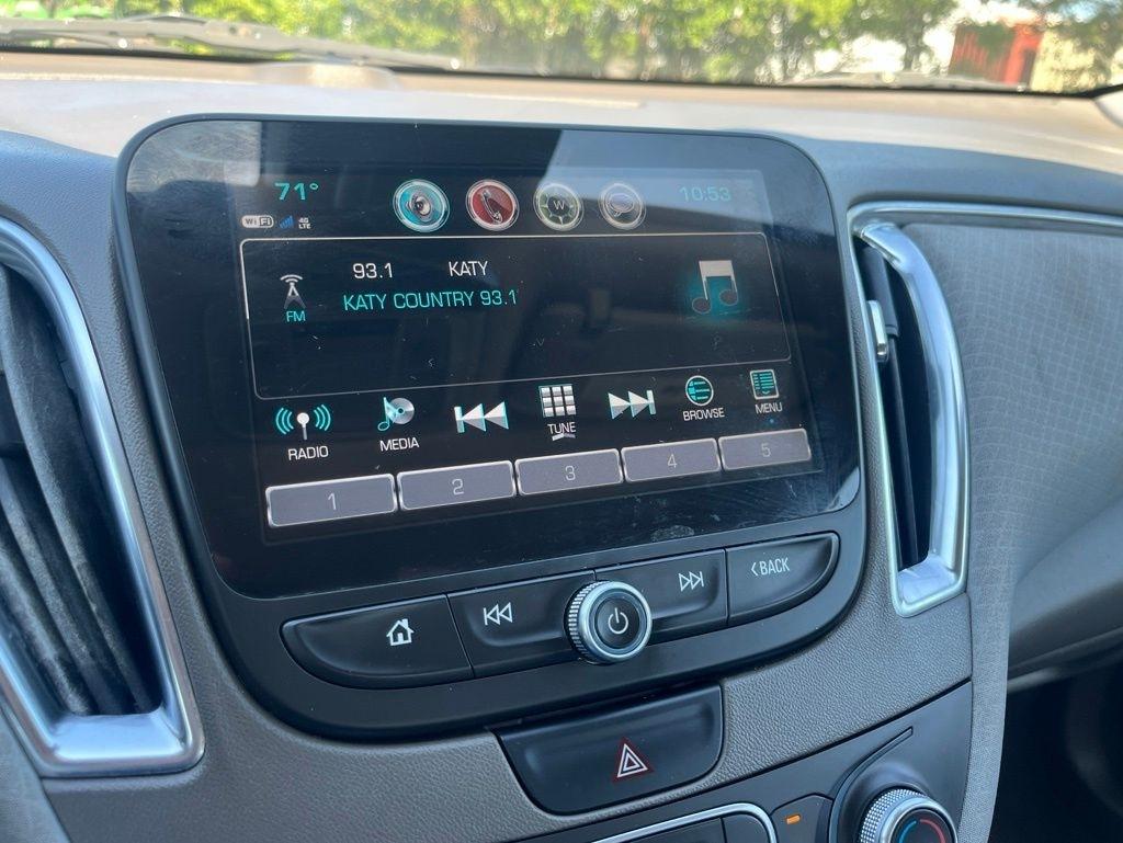 Chevrolet Malibu  2018