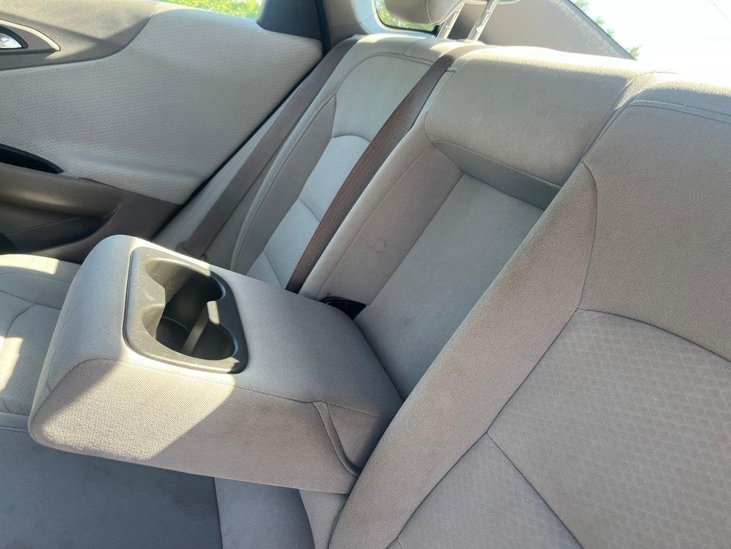 Chevrolet Malibu  2018