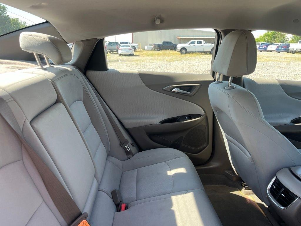 Chevrolet Malibu  2018