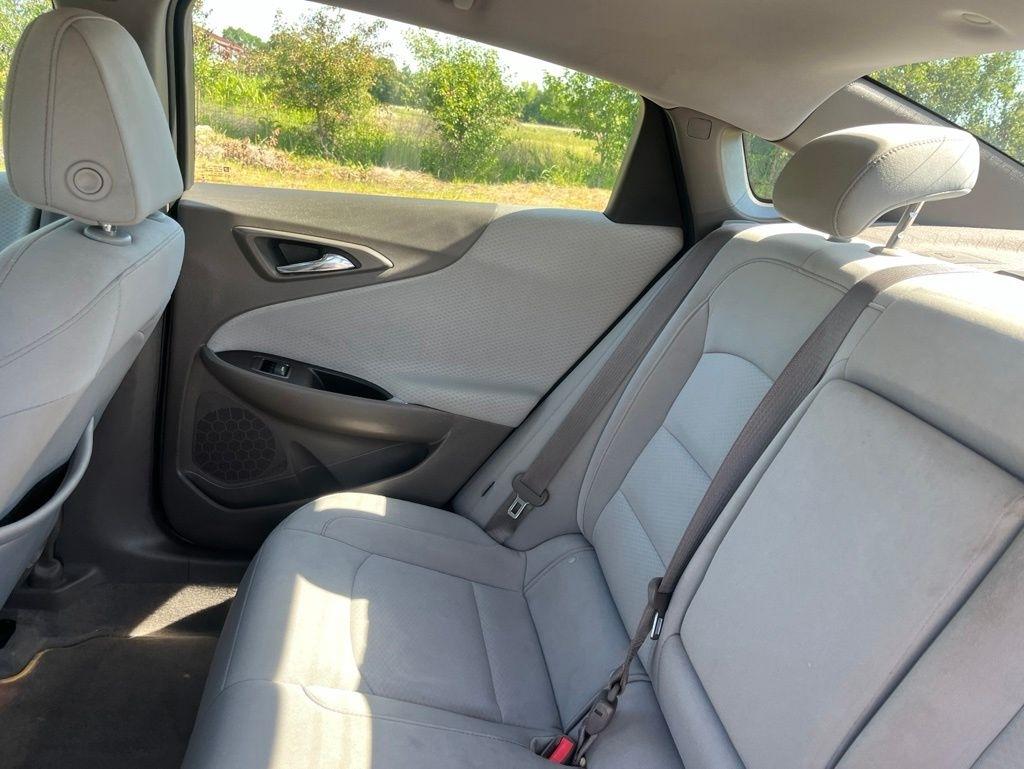 Chevrolet Malibu  2018