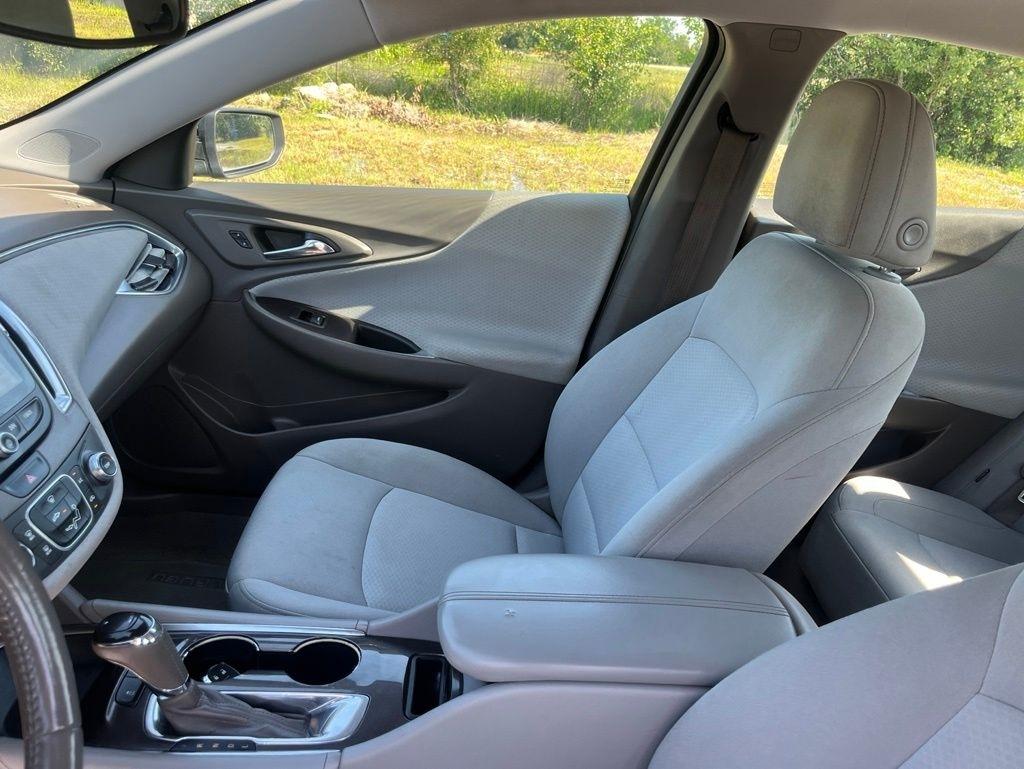 Chevrolet Malibu  2018