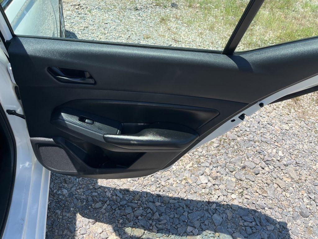 Nissan Altima  2024
