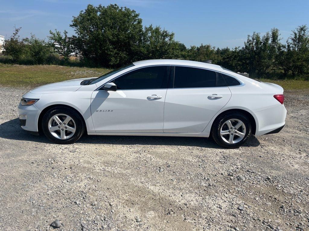 Chevrolet Malibu  2020