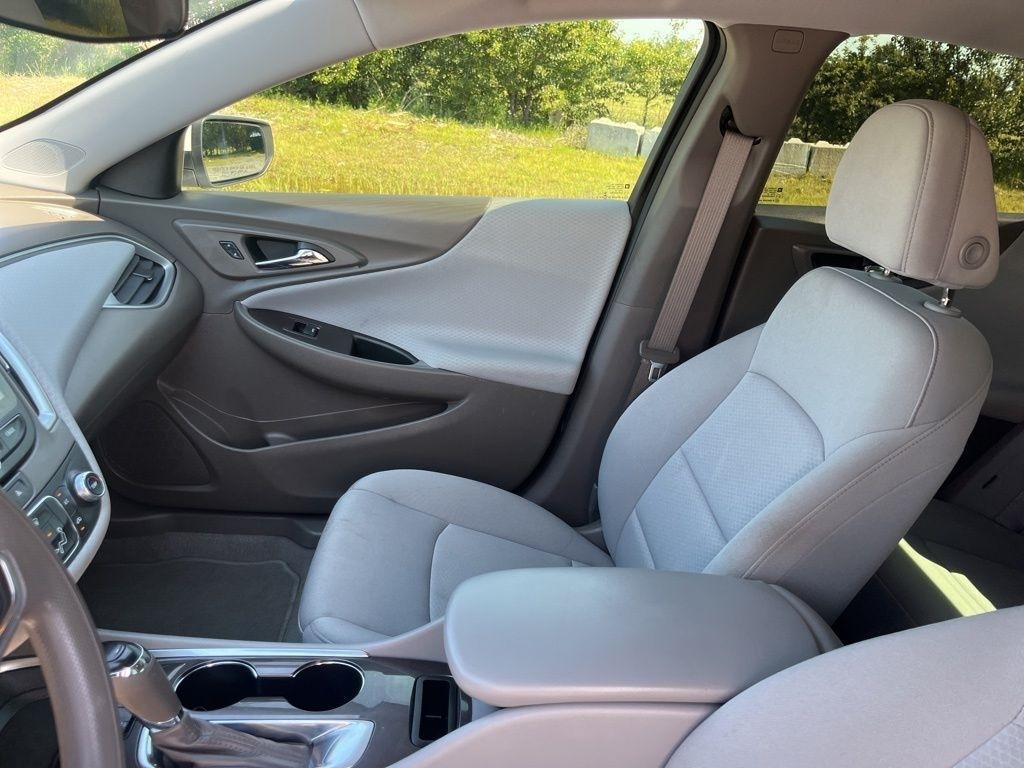 Chevrolet Malibu  2020