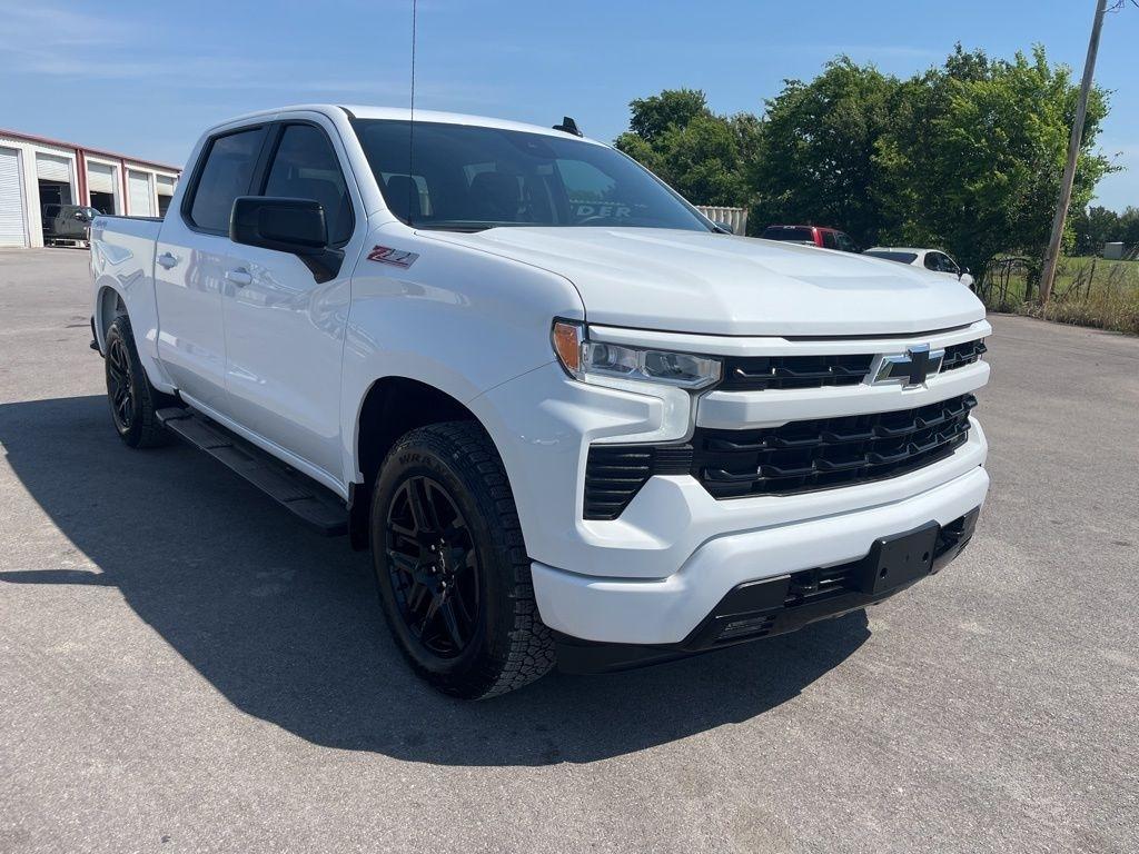 Chevrolet Silverado 1500  2025