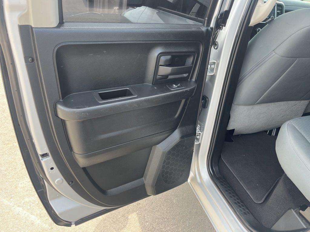 2018 RAM Ram 1500 Pickup Tradesman - Photo 22