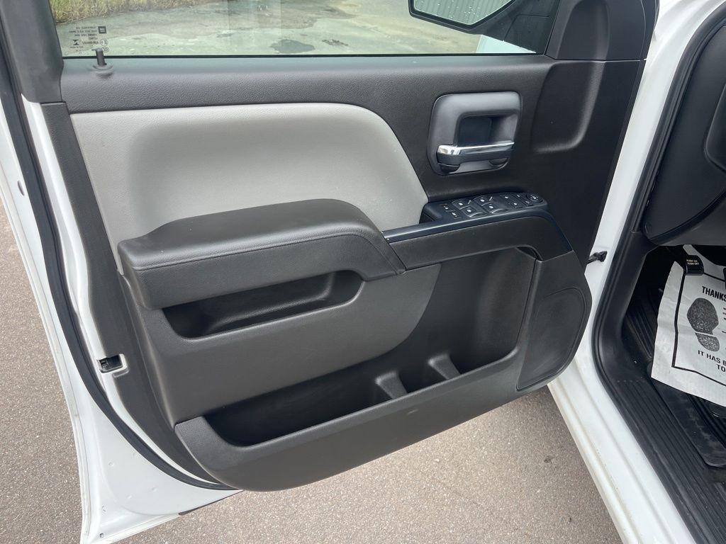 Chevrolet Silverado 1500  2018