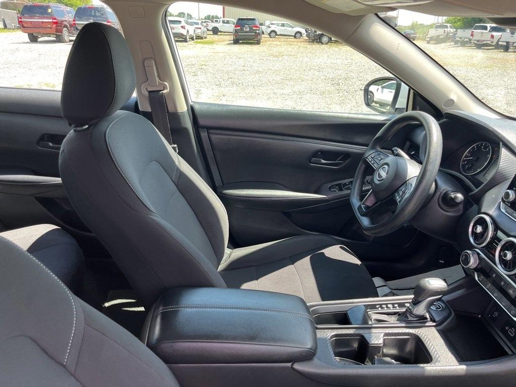 Nissan Sentra  2024