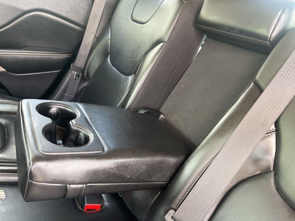 Jeep Cherokee  2018