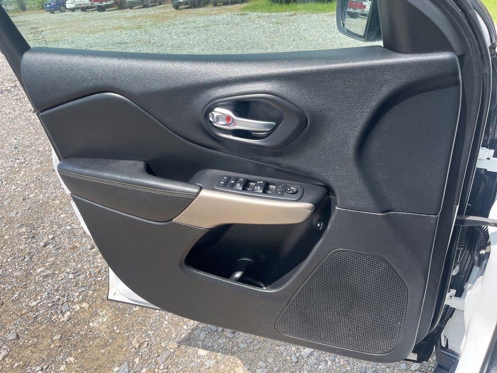 Jeep Cherokee  2018