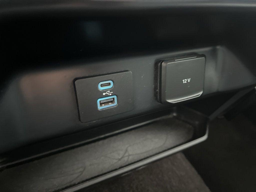 Ford F-150  2021
